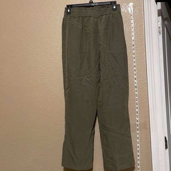 New! Express Olive Wide leg Paper bag pants - Picture 5 of 13